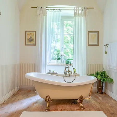 Svastics Kuria Pensjonat Szentgalosker