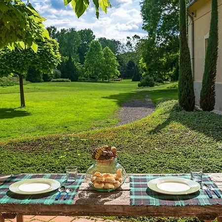 Svastics Kuria 4* Szentgalosker