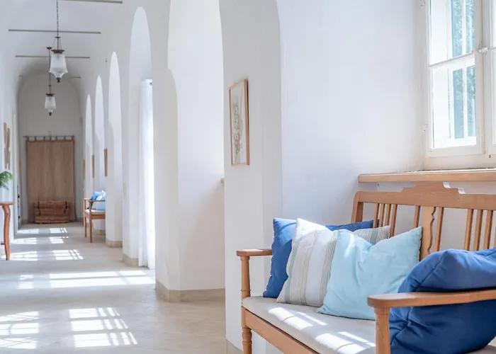 Svastics Kuria Guest house
