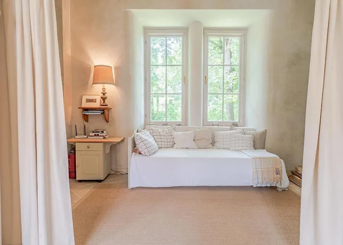 Svastics Kuria בית הארחה